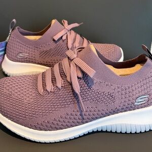 Skechers Women's Ultra Flex Oh My My Fashion Sneakers Purple 59502H  Size 6 NEW